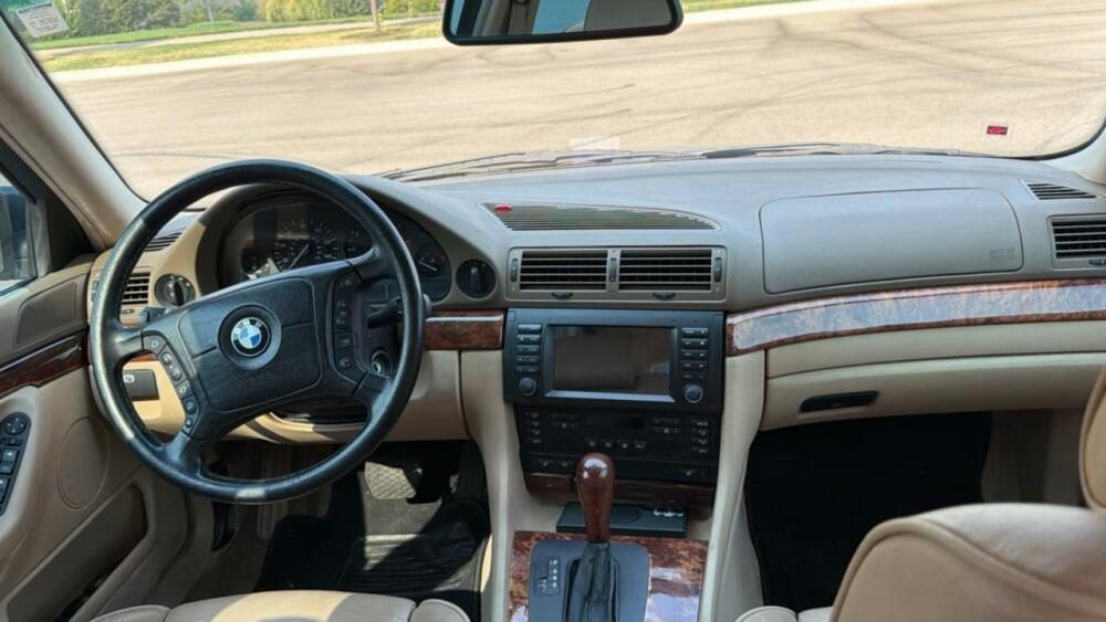 Center console: aftermarket touchscreen installed cleanly