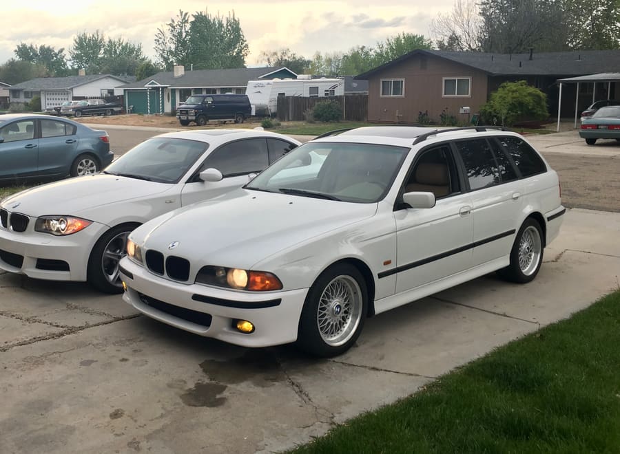 2001 BMW 528i Touring